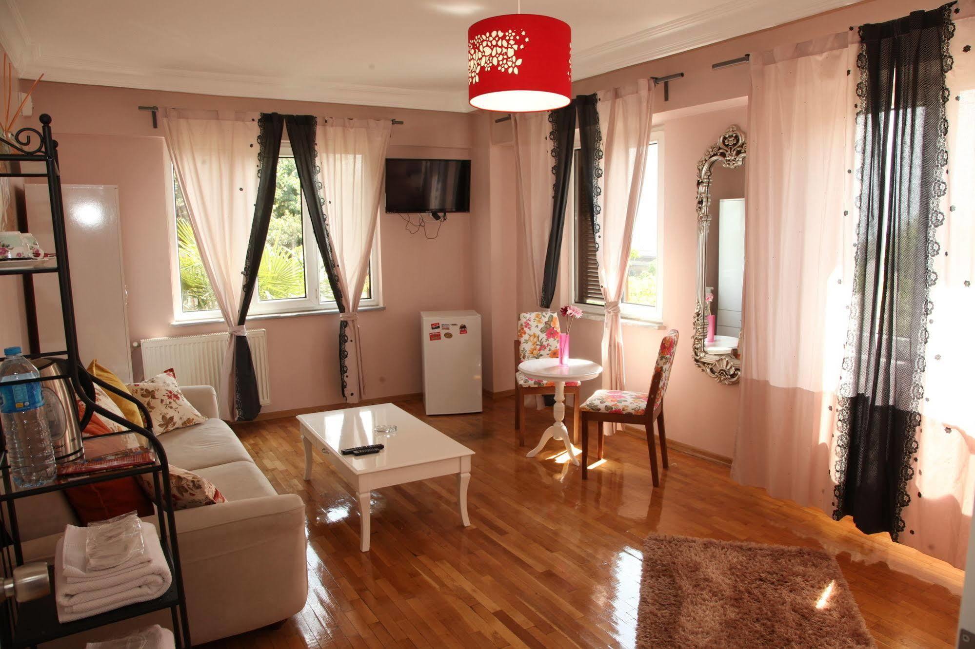 Yesim Suites Provincia di Provincia di Istanbul Esterno foto